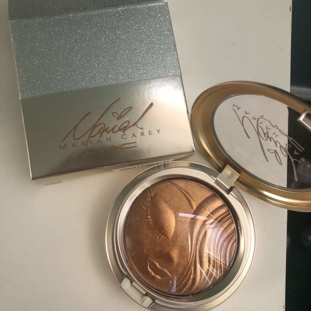 Brand new macxmariahcarey highlighter
